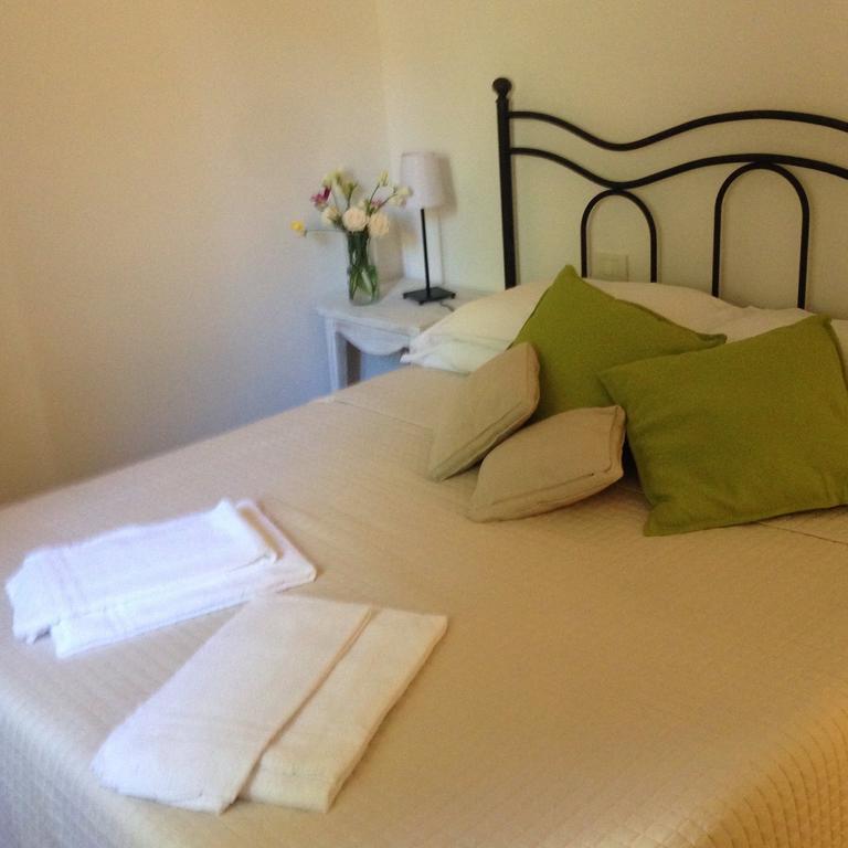 Cosy House Bed & Breakfast Флоренция Стая снимка